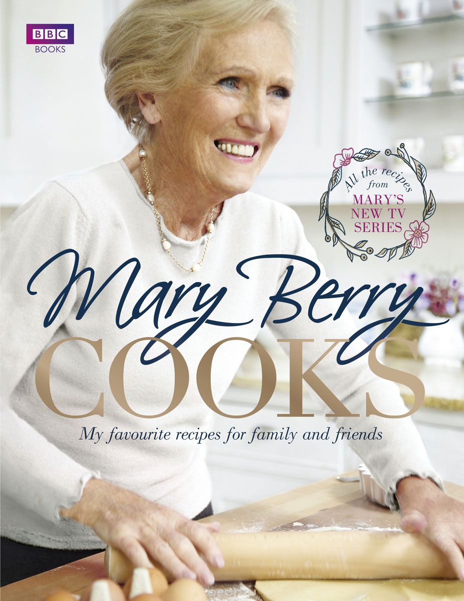 Скачать книгу "Mary Berry Cooks"